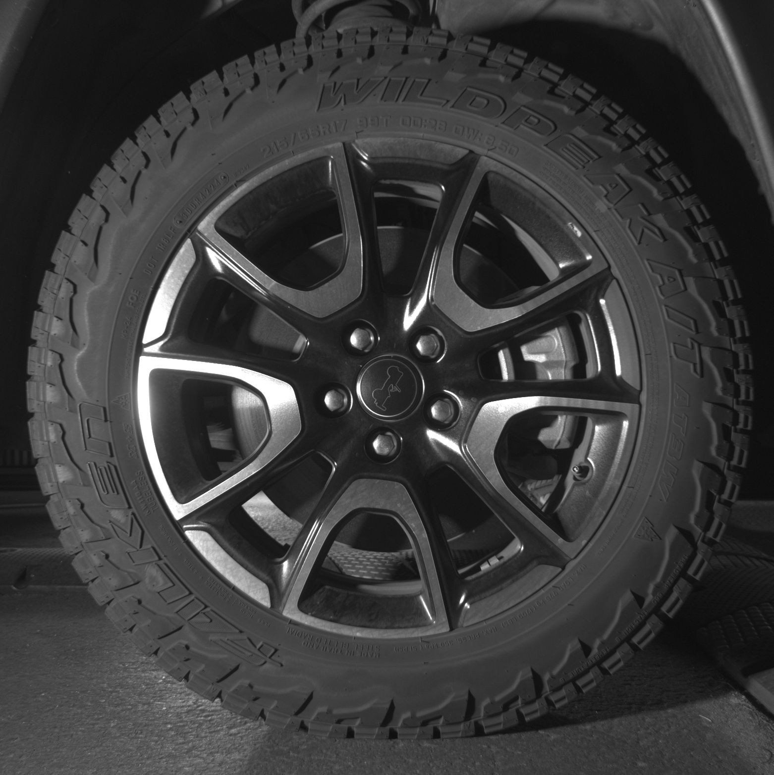 Used 2025 Jeep Compass Trailhawk AWD/4WD image 13