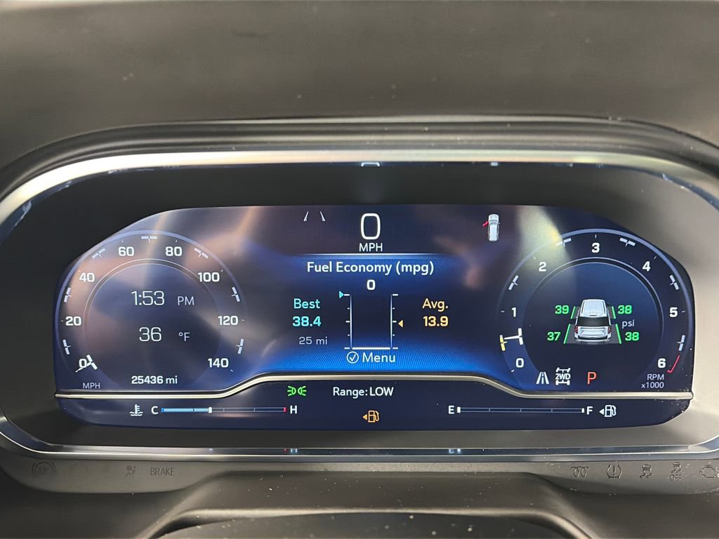 Used 2024 Chevrolet Tahoe RST w/ Luxury Package AWD/4WD image 15