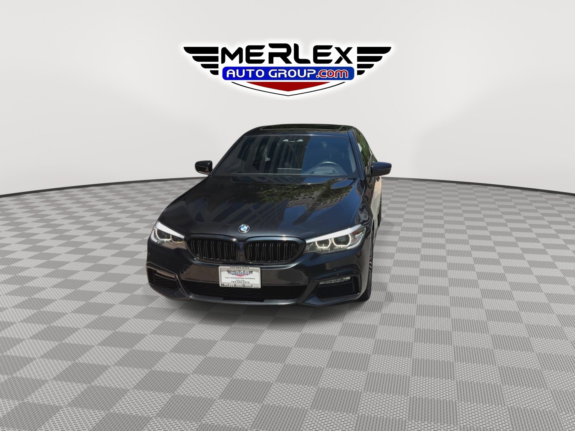 Used 2018 BMW 530i xDrive w/ M Sport Package AWD/4WD image 3