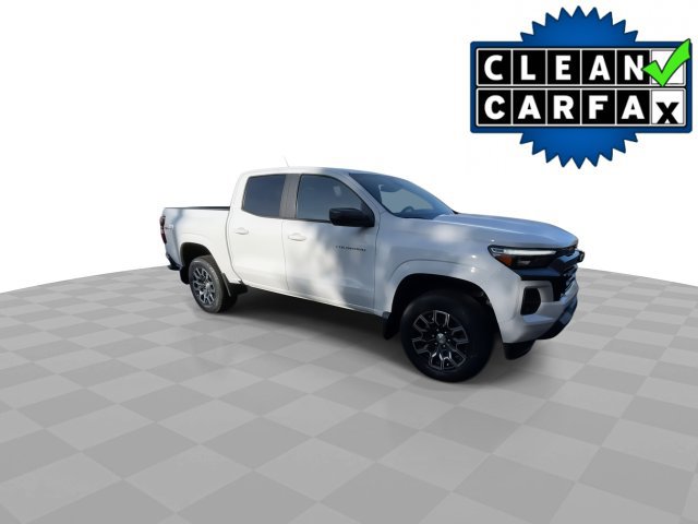 Used 2023 Chevrolet Colorado LT w/ LT Convenience Package III AWD/4WD image 2