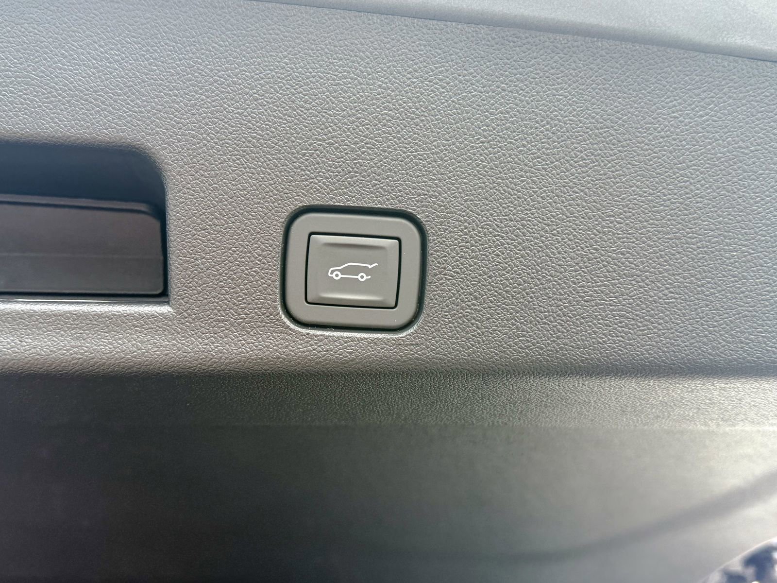 New 2026 Chevrolet Traverse Z71 AWD/4WD image 17