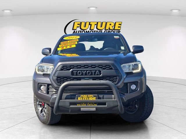 Used 2019 Toyota Tacoma TRD Off-Road image 2