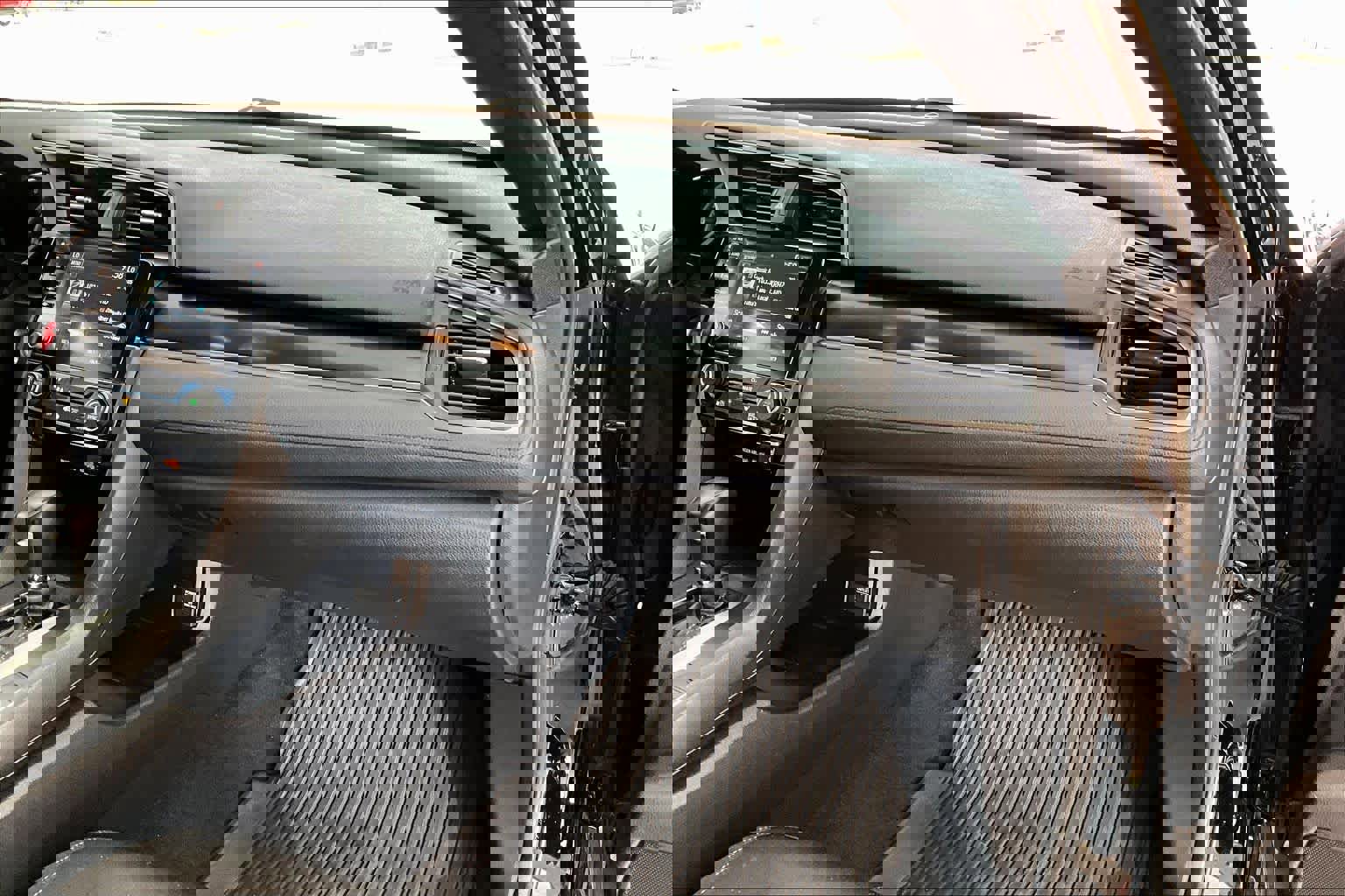 Certified 2021 Honda Civic EX image 18