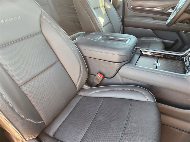 Used 2024 GMC Yukon Denali image 14