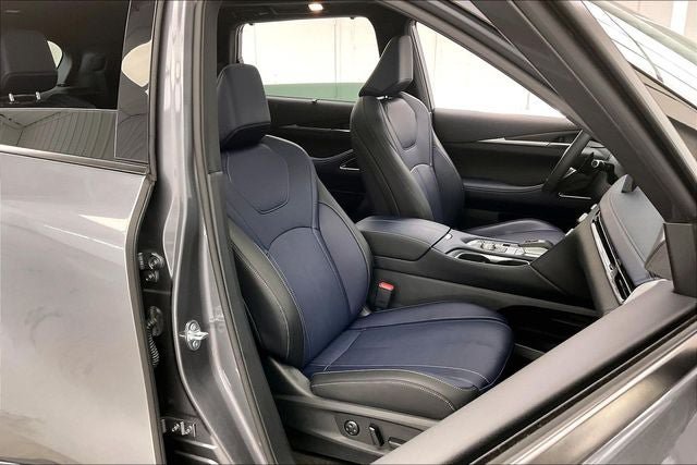 Certified 2026 INFINITI QX60 Sport w/ Dark Cargo Package AWD/4WD image 7