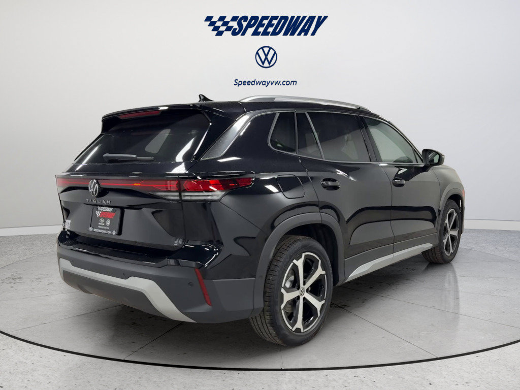 New 2026 Volkswagen Tiguan SE FWD image 6