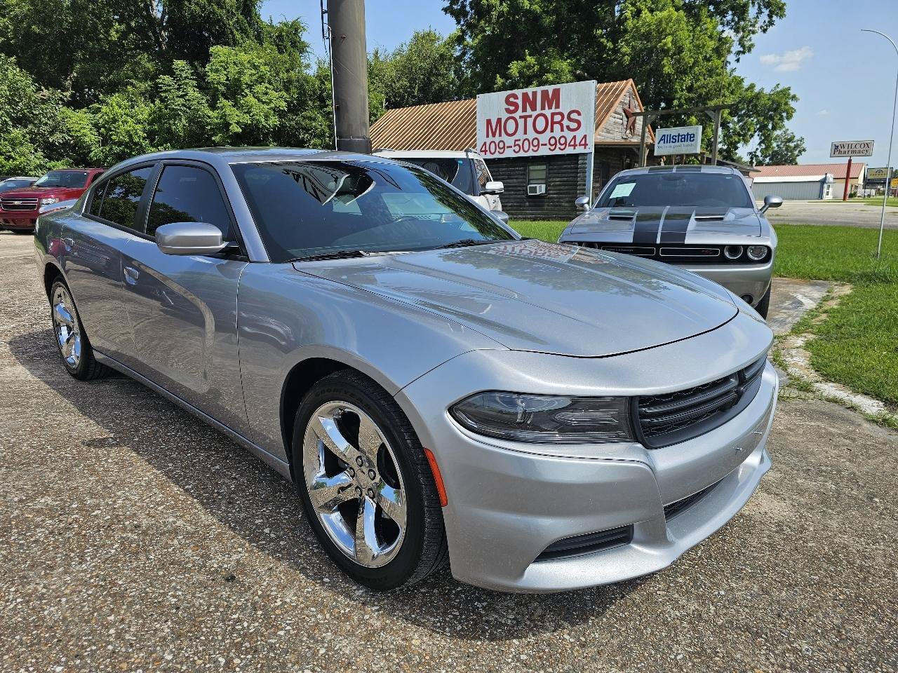 Used 2015 Dodge Charger SE w/ Popular Equipment Group RWD image 4