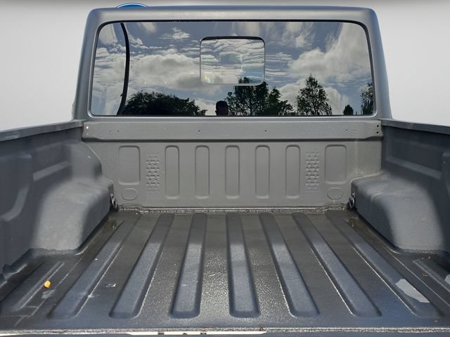 Used 2020 Jeep Gladiator Overland AWD/4WD image 13