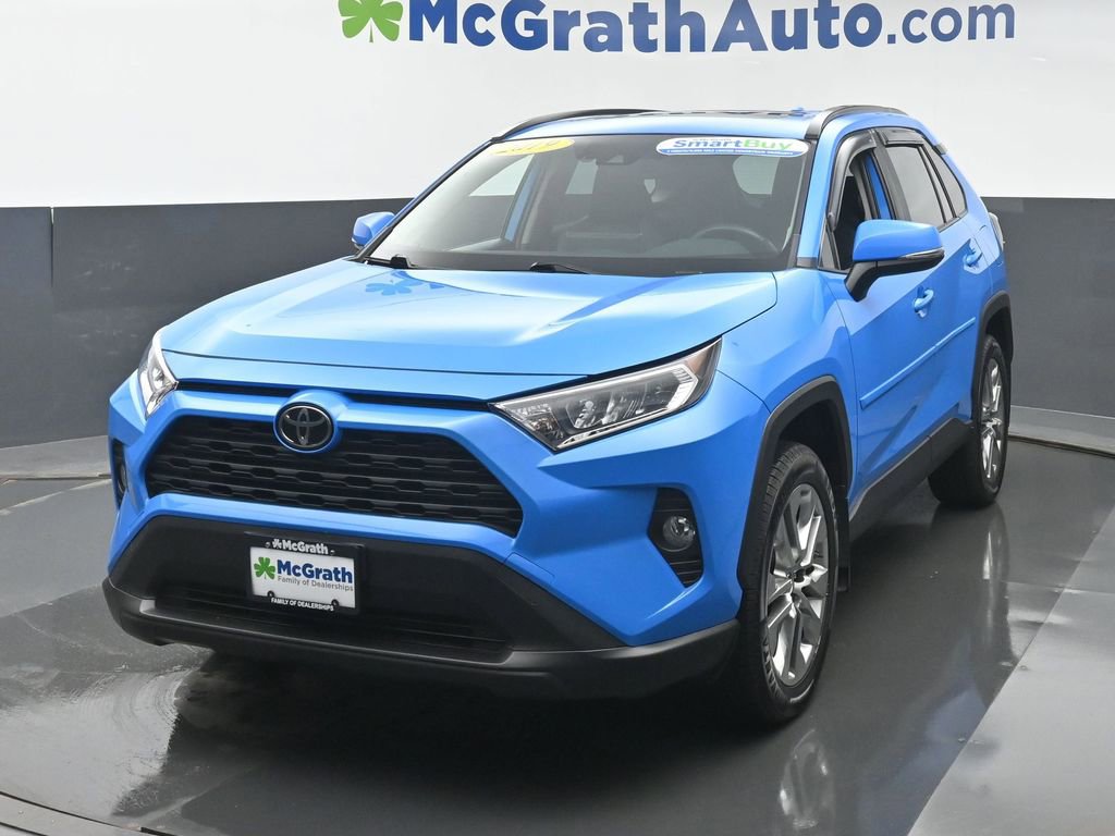 Used 2019 Toyota RAV4 XLE Premium w/ Cold Weather Package image 19