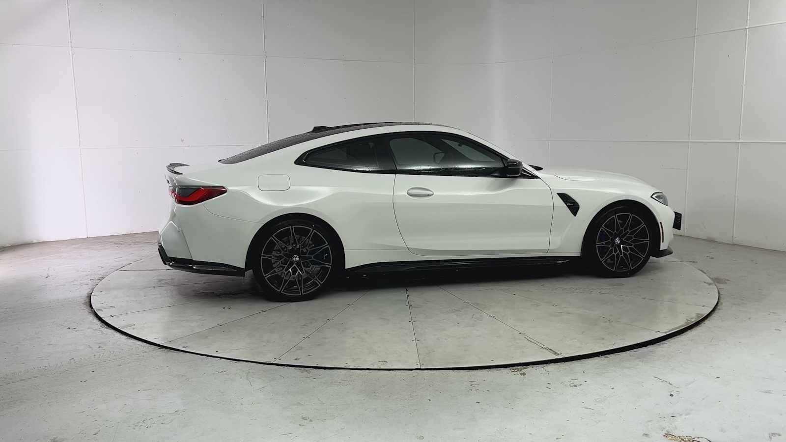 Used 2024 BMW M4 xDrive Competition AWD/4WD image 9