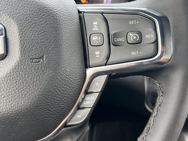 Used 2026 RAM 2500 Laramie AWD/4WD image 24