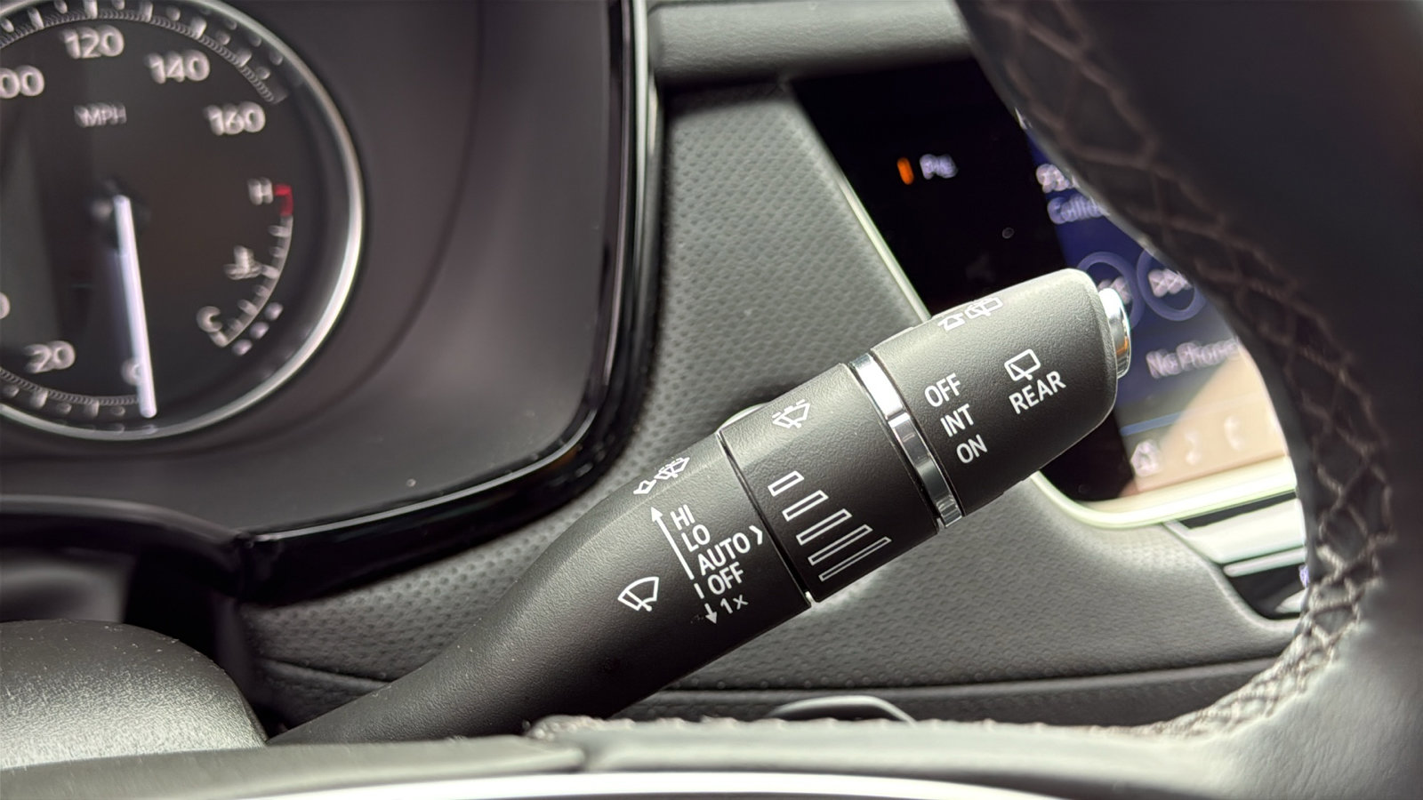 Certified 2025 Cadillac XT5 Premium Luxury image 20