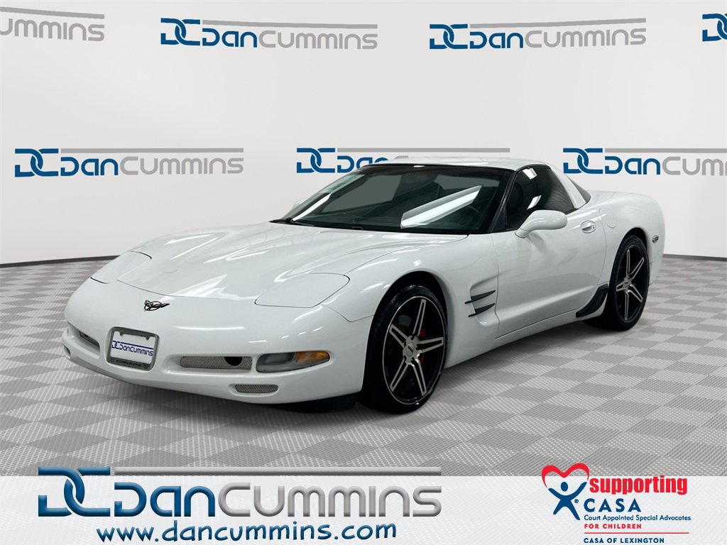 Used 2004 Chevrolet Corvette Coupe w/ Roof Package
