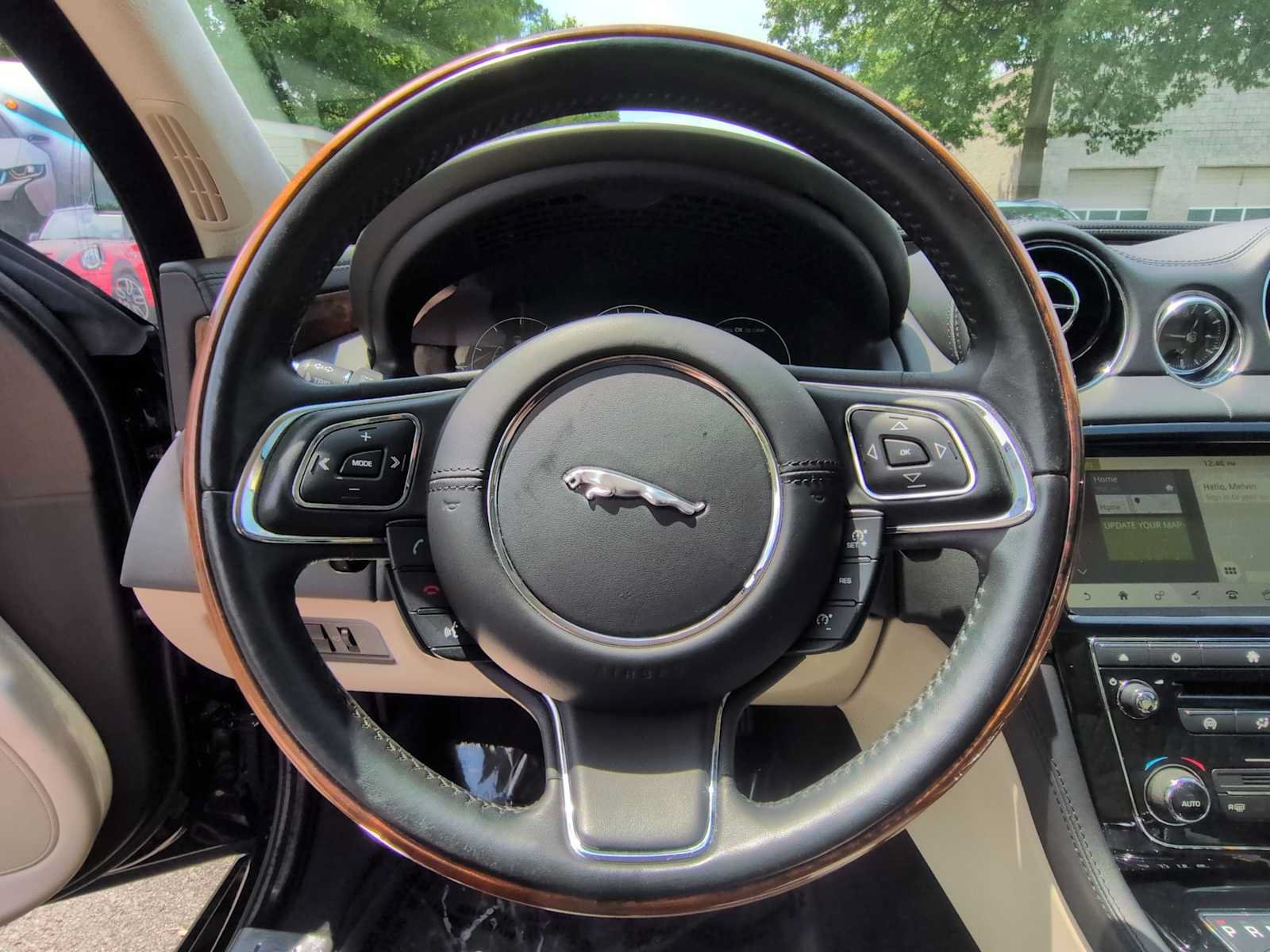 Used 2019 Jaguar XJ AWD image 25