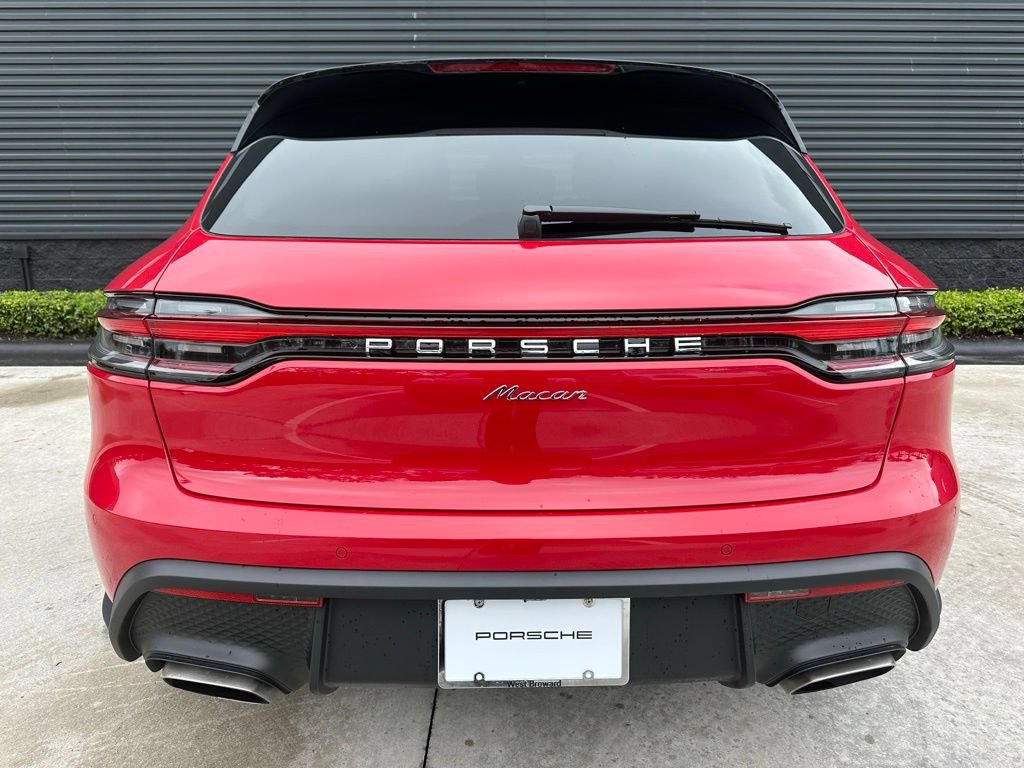 Certified 2026 Porsche Macan Turbo AWD/4WD image 12