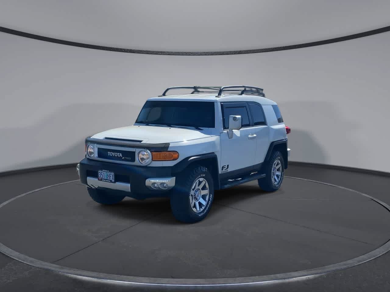 Used 2014 Toyota FJ Cruiser 4WD w/ Upgrade Package image 5
