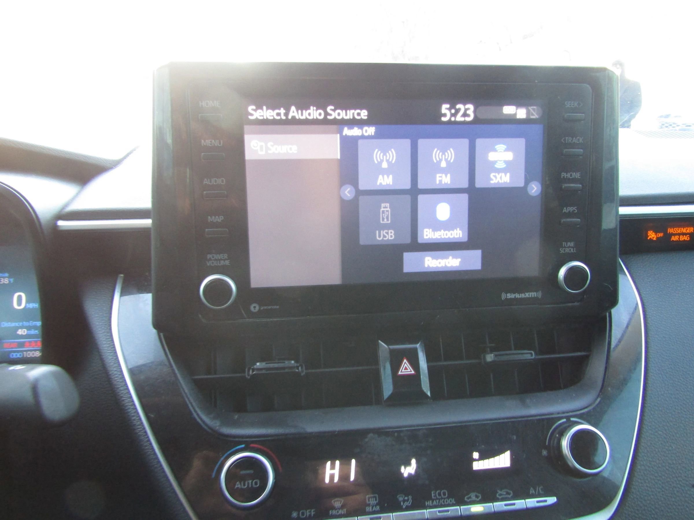 Used 2022 Toyota Corolla LE image 22