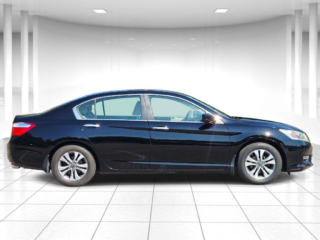 Used 2014 Honda Accord LX image 2