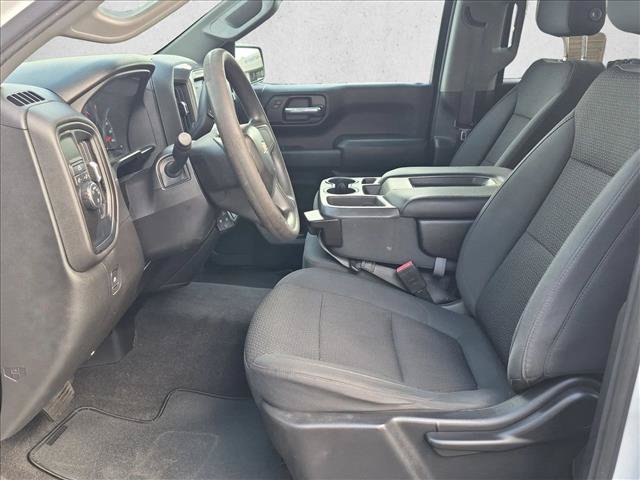 Used 2020 Chevrolet Silverado 1500 Custom w/ Custom Value Package RWD image 15
