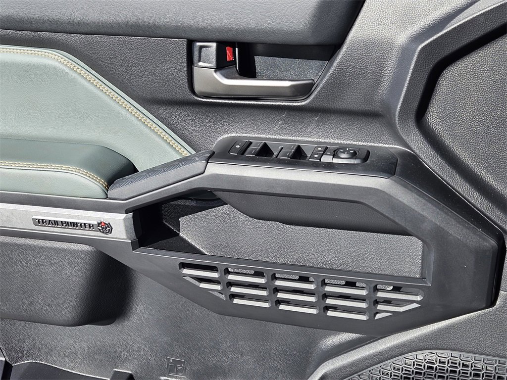 New 2025 Toyota Tacoma 4x4 Double Cab Hybrid image 17