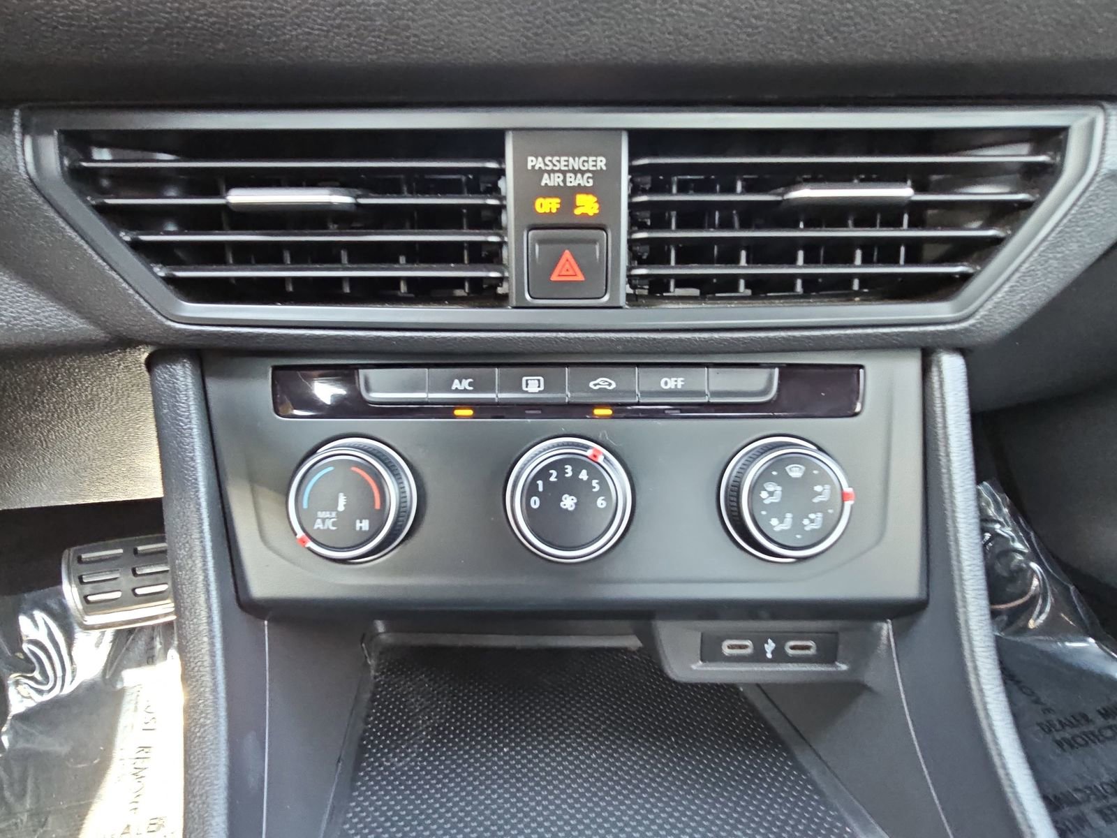 Used 2023 Volkswagen Jetta Sport image 22