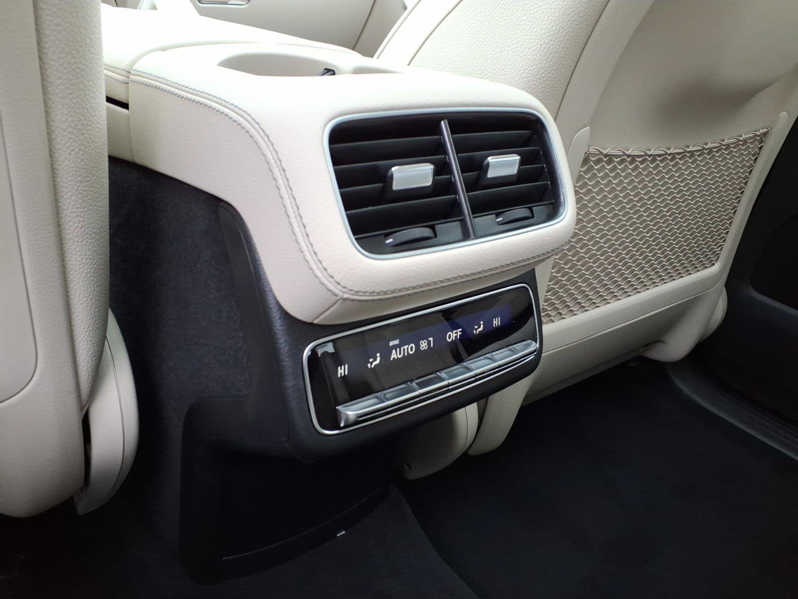 New 2026 Mercedes-Benz GLS 450 4MATIC image 7