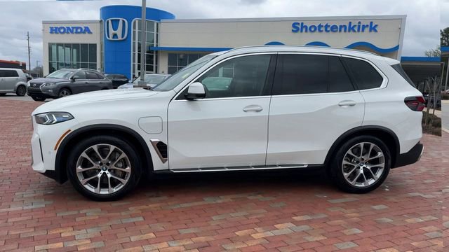Used 2025 BMW X5 xDrive50e AWD/4WD image 7