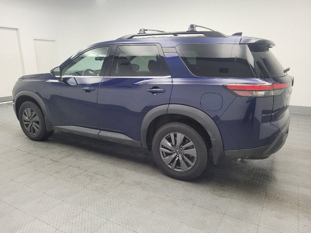 Used 2022 Nissan Pathfinder SV w/ Cargo Package FWD image 3