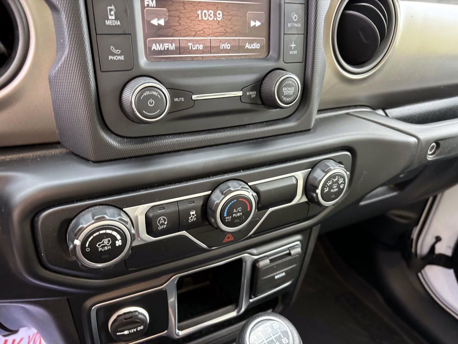 Used 2020 Jeep Wrangler Unlimited Sport image 18