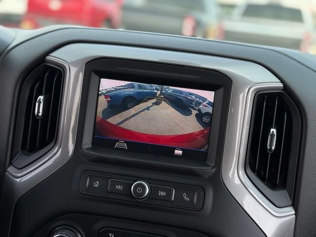Used 2020 Chevrolet Silverado 1500 Custom w/ Custom Value Package AWD/4WD image 3