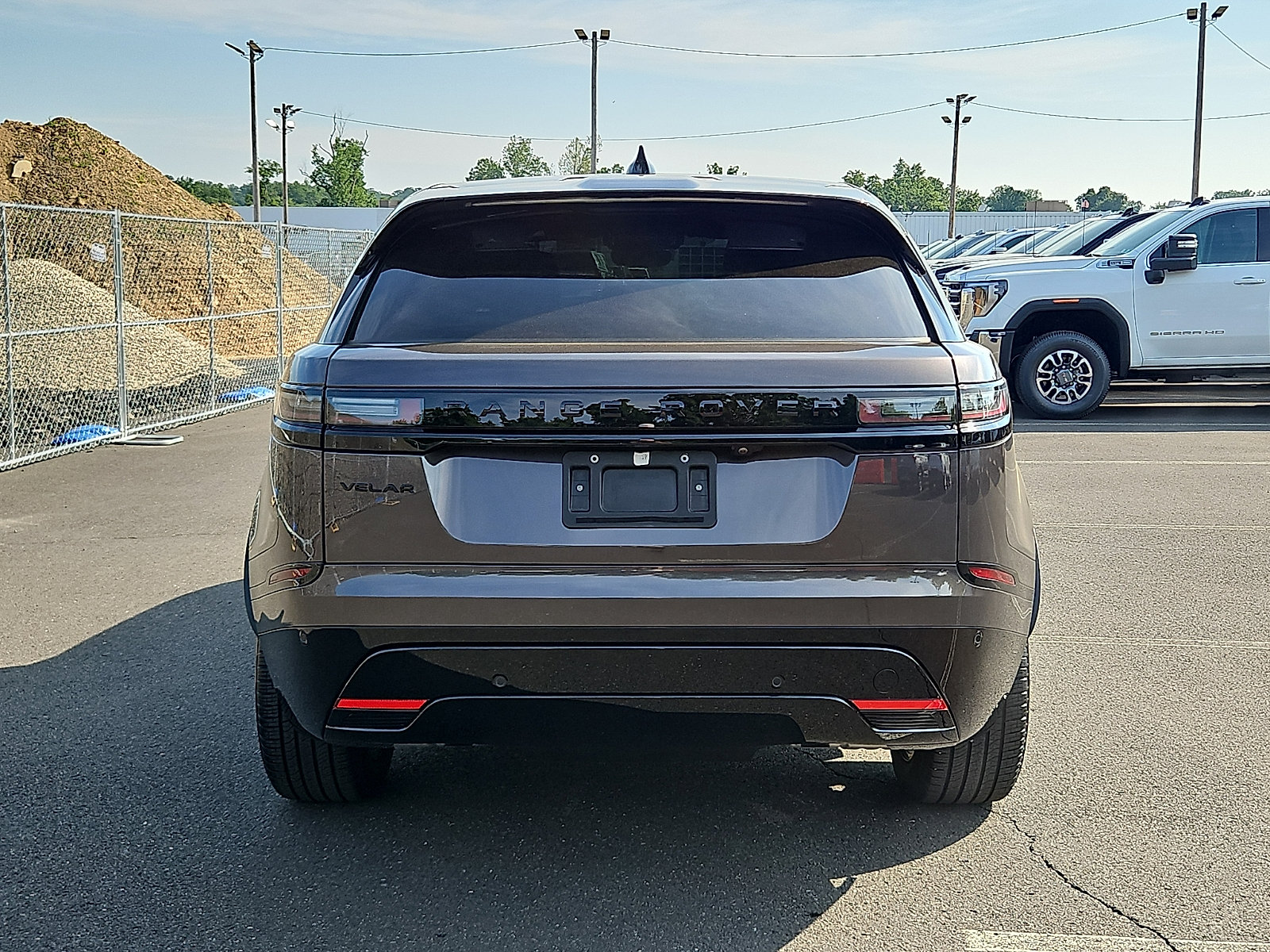 Used 2025 Land Rover Range Rover Velar Dynamic SE AWD/4WD image 5