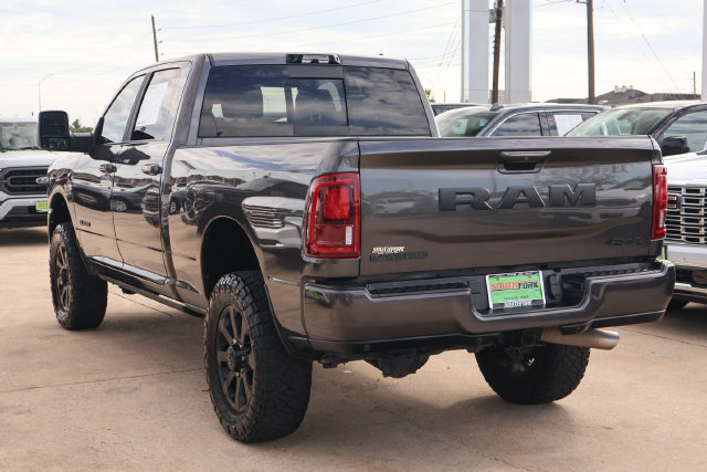 Used 2025 RAM 2500 Laramie AWD/4WD image 4