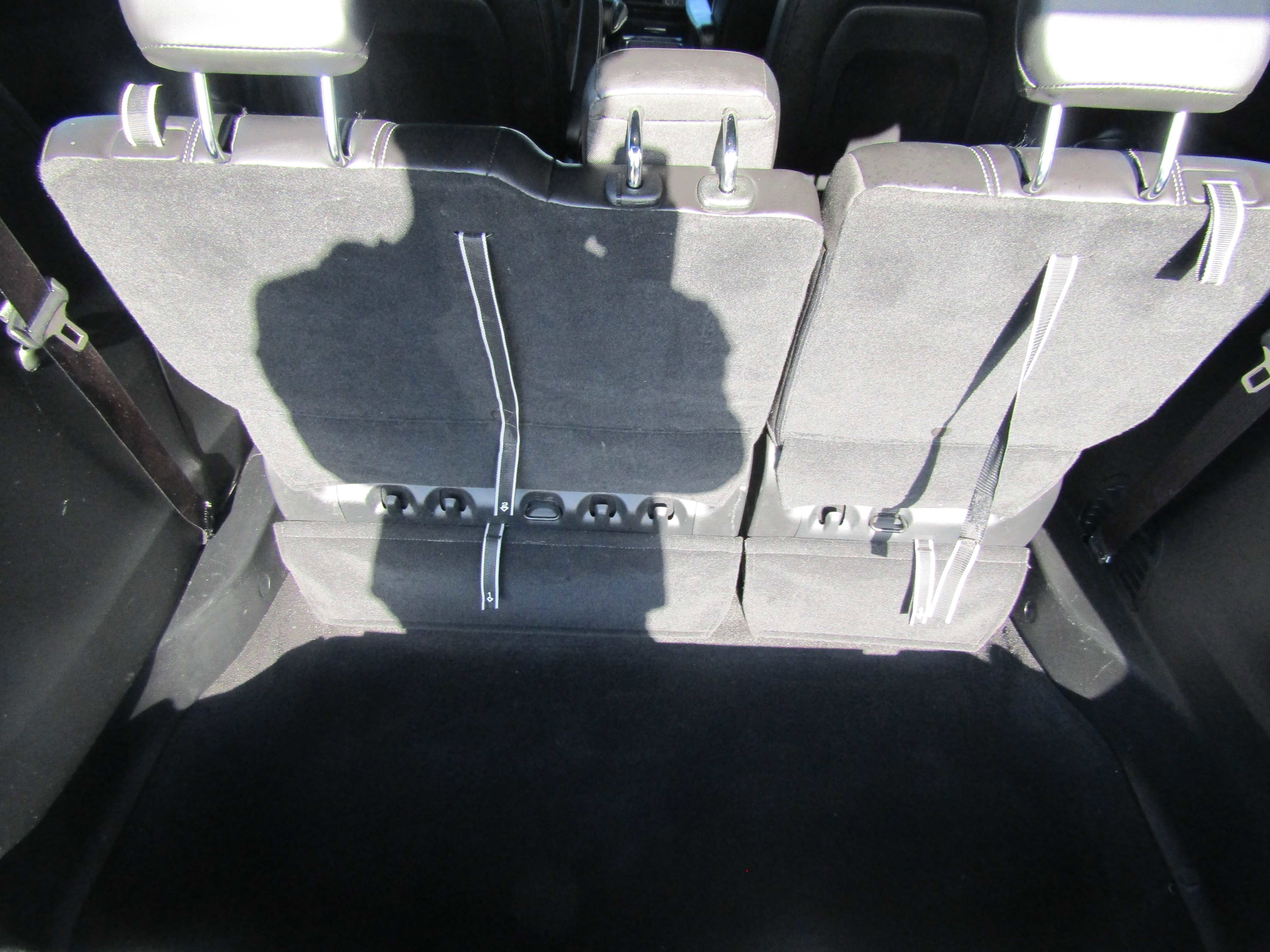 Used 2025 Chrysler Pacifica Select image 26