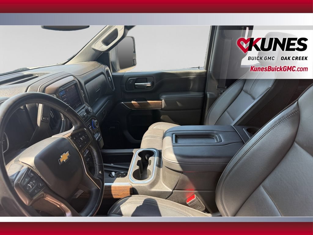 Used 2022 Chevrolet Silverado 3500 High Country w/ Safety Package II AWD/4WD image 22