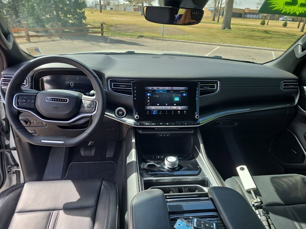 Used 2022 Jeep Wagoneer Series I w/ Premium Group I image 14