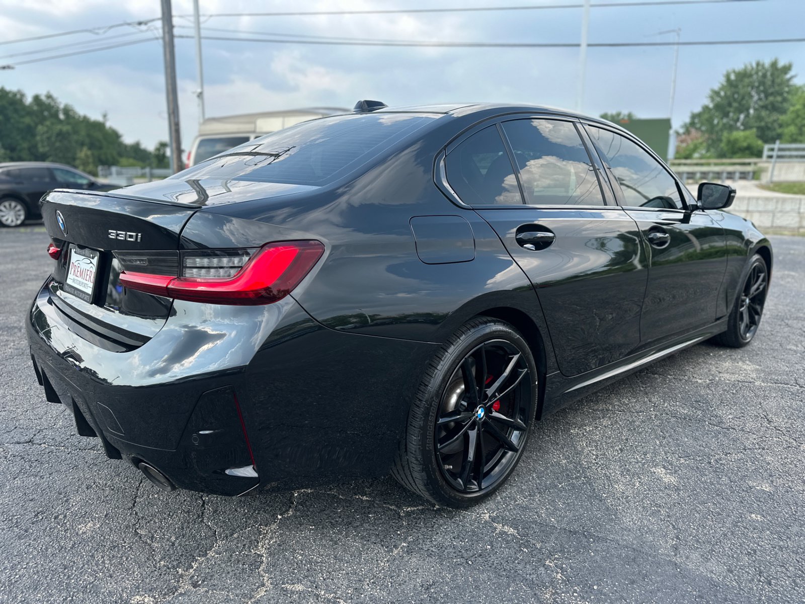 Used 2024 BMW 330i xDrive Sedan w/ M Sport Package AWD/4WD image 7