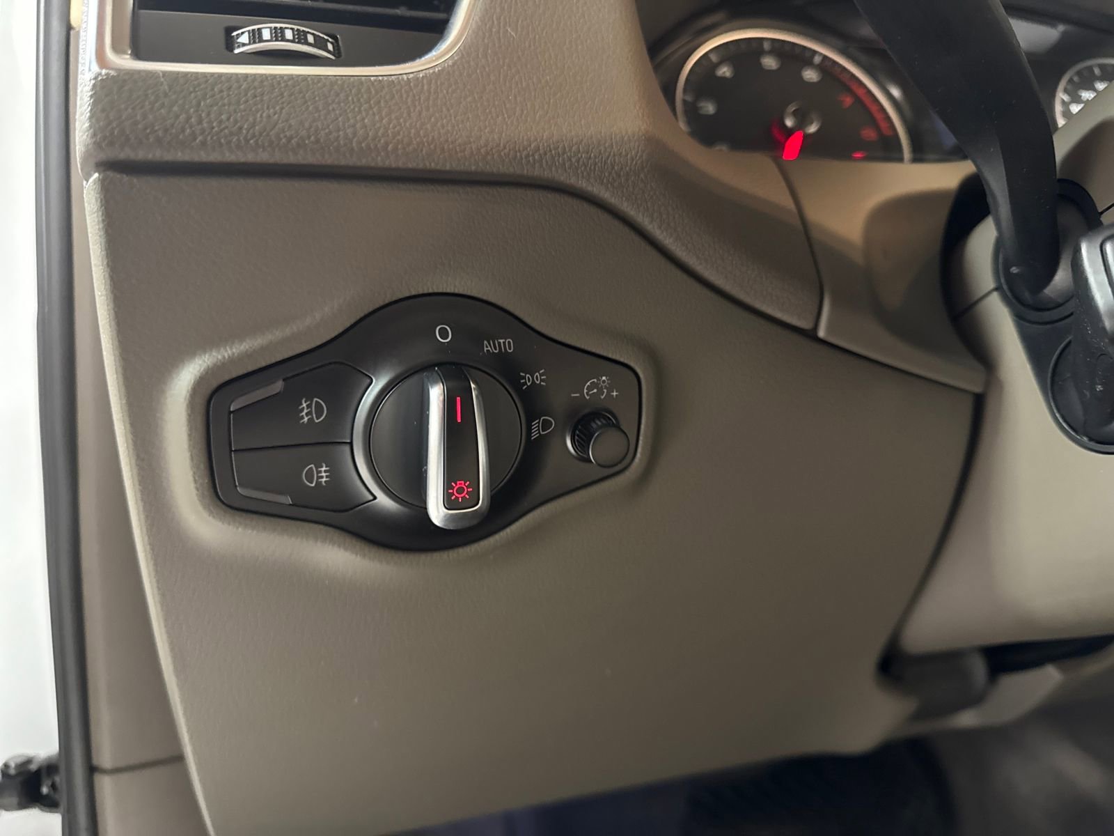 Used 2016 Audi Q5 3.0T Premium Plus w/ Technology Package image 15