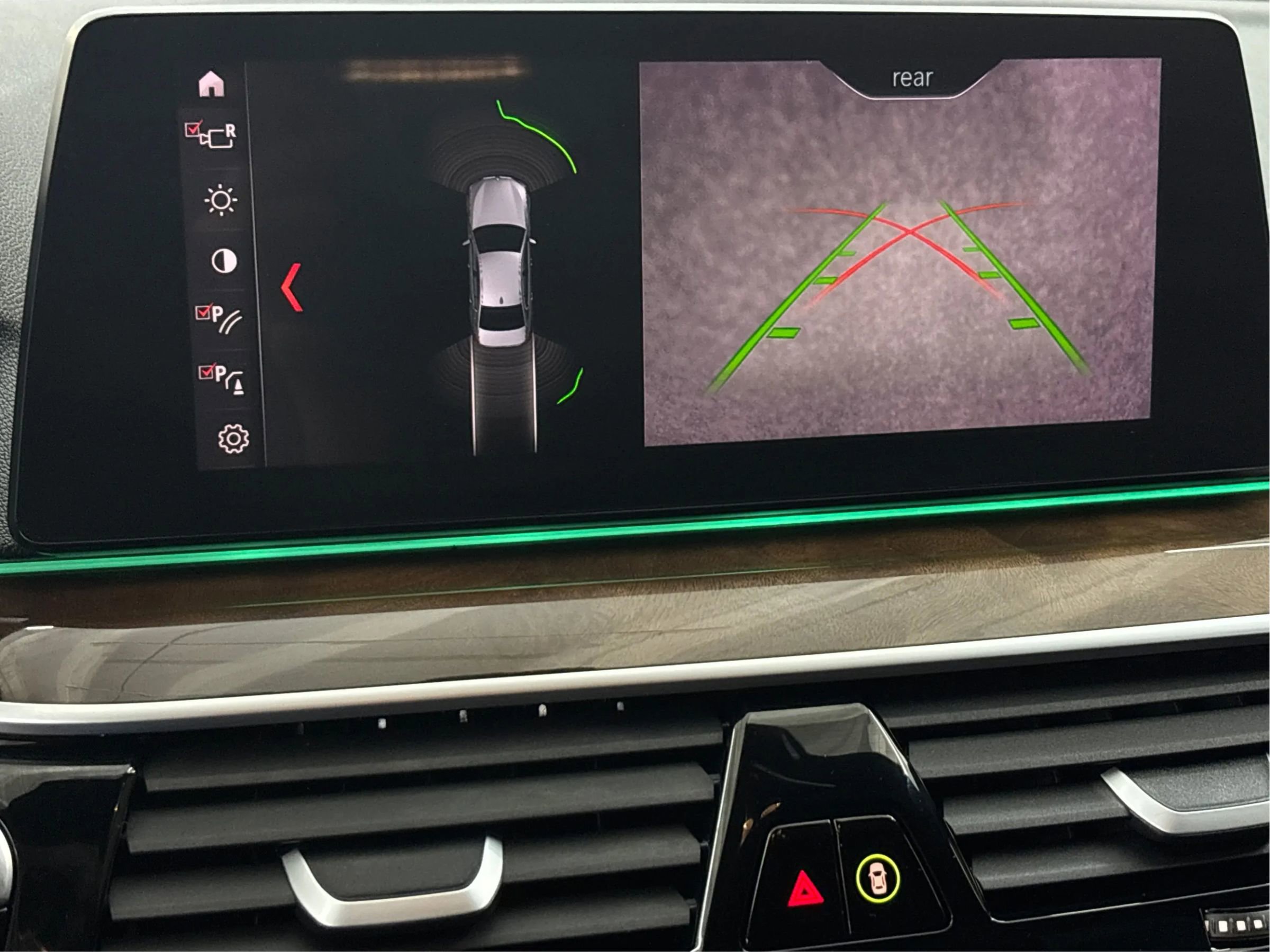 Used 2019 BMW 540i xDrive w/ Executive Package image 38