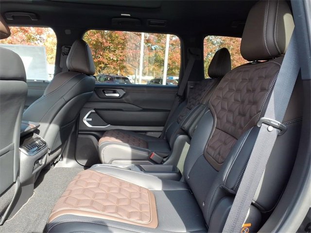 New 2026 Nissan Armada Platinum Reserve image 8