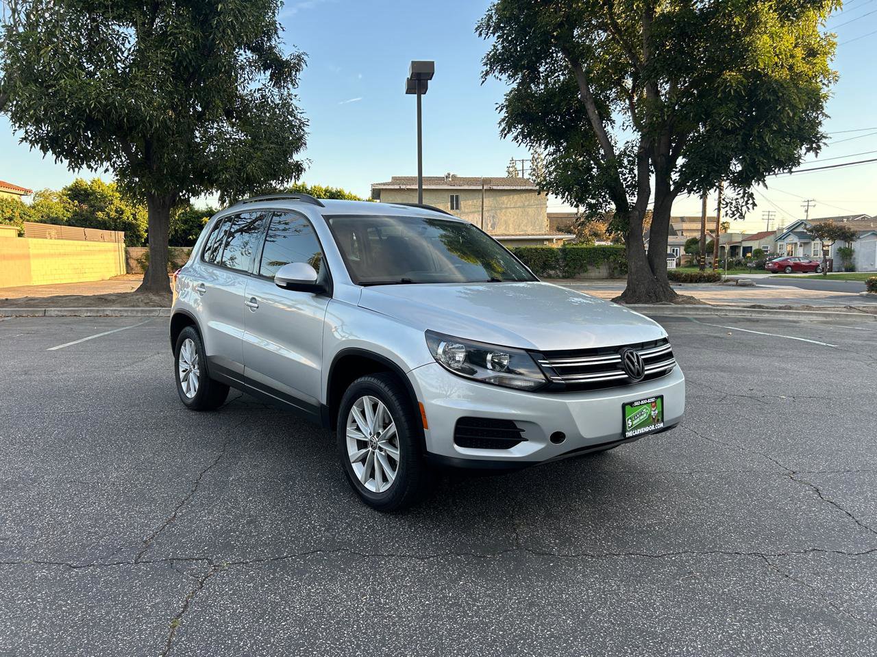 Used 2017 Volkswagen Tiguan Limited w/ Premium Package image 7