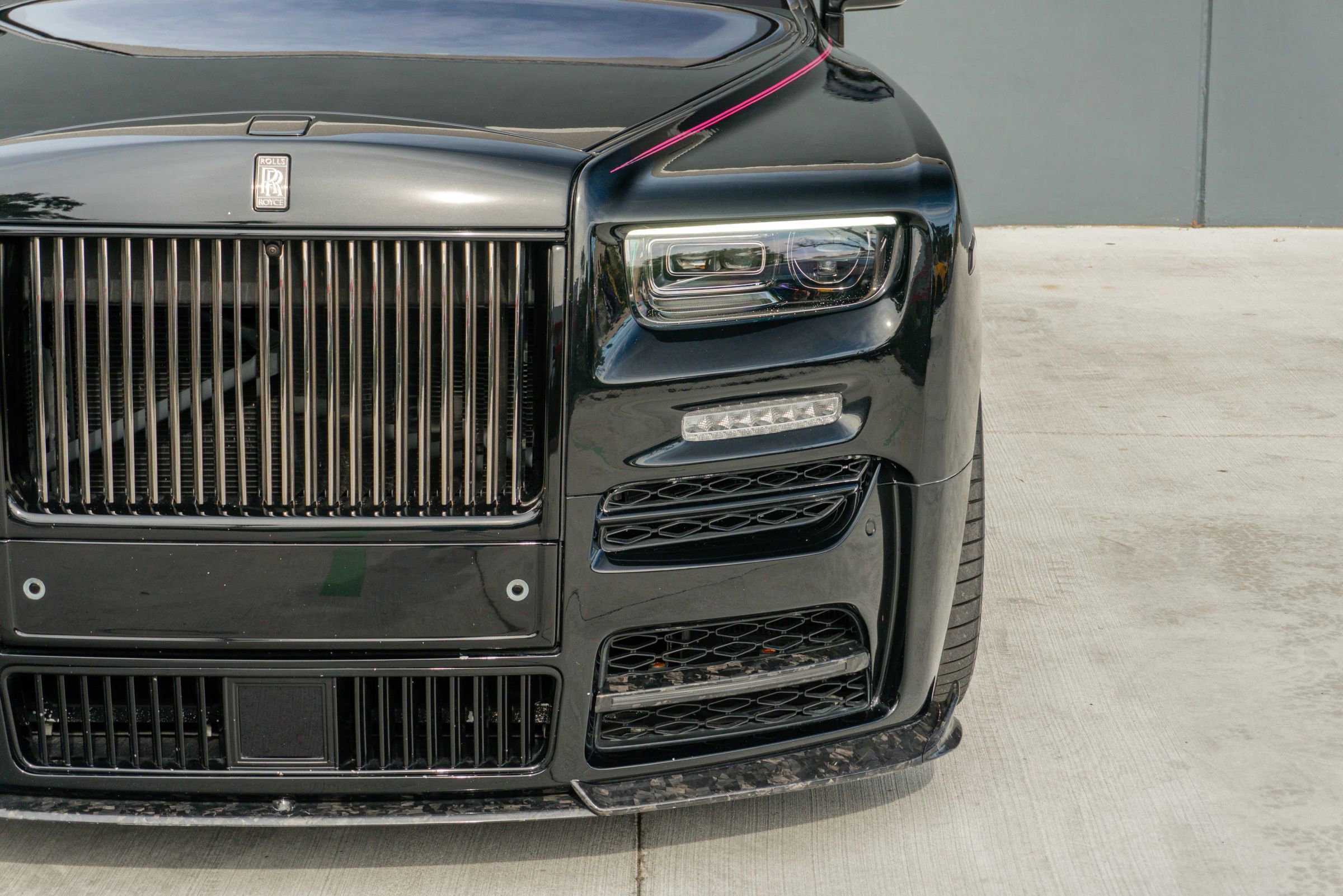 Used 2023 Rolls-Royce Phantom Sedan image 26