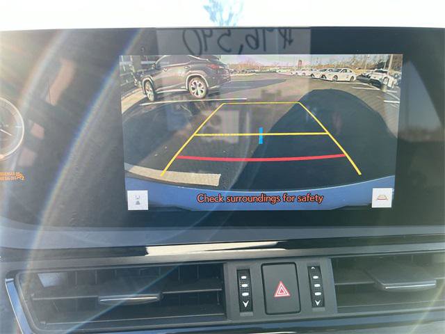 Certified 2025 Lexus ES 300h 300h image 15