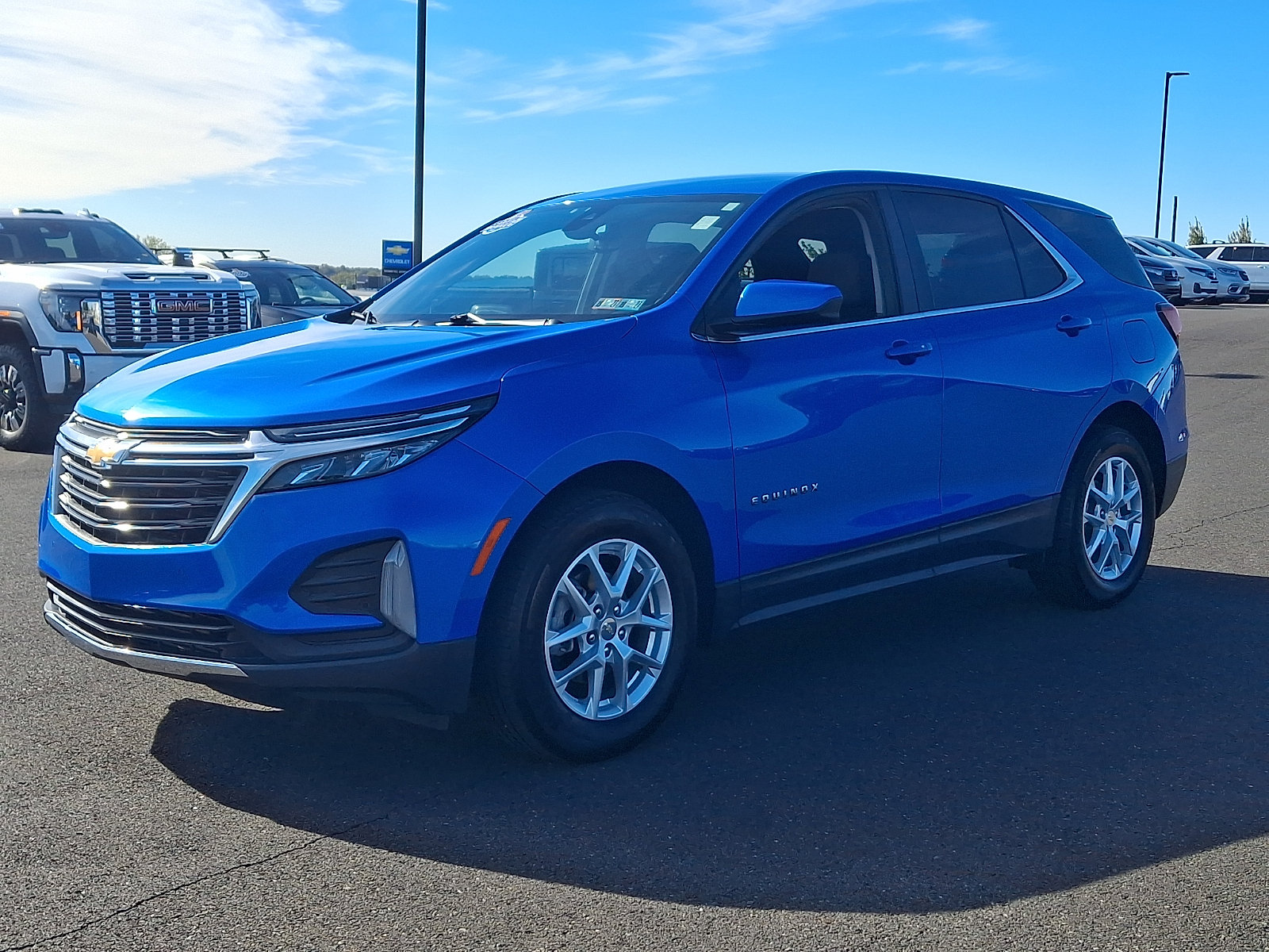 Used 2024 Chevrolet Equinox LT FWD image 3