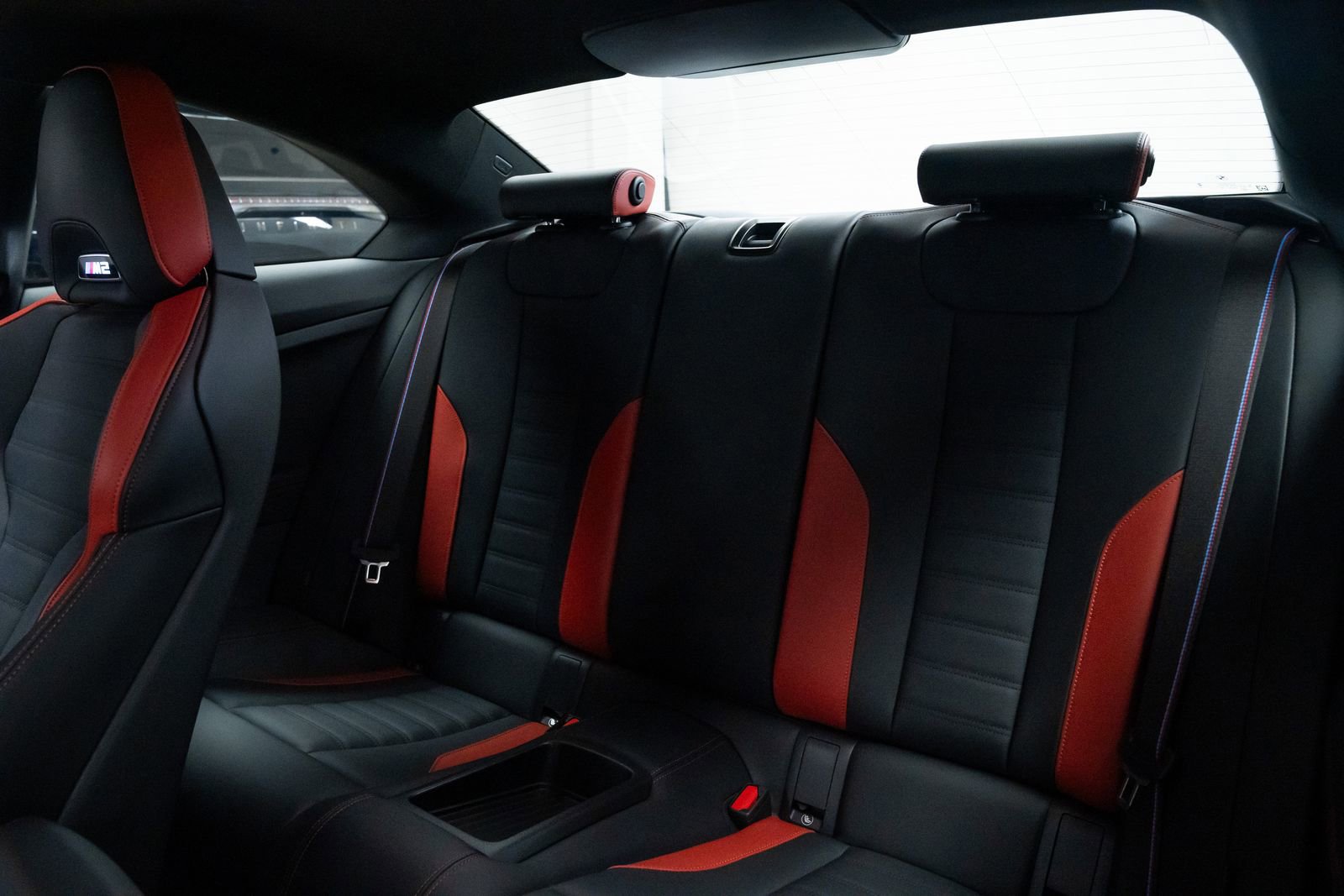 Used 2025 BMW M2 w/ Lighting Package image 19