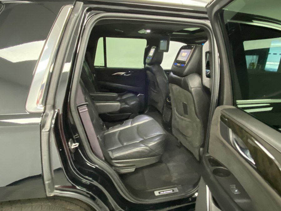 Used 2017 Cadillac Escalade Platinum AWD/4WD image 37