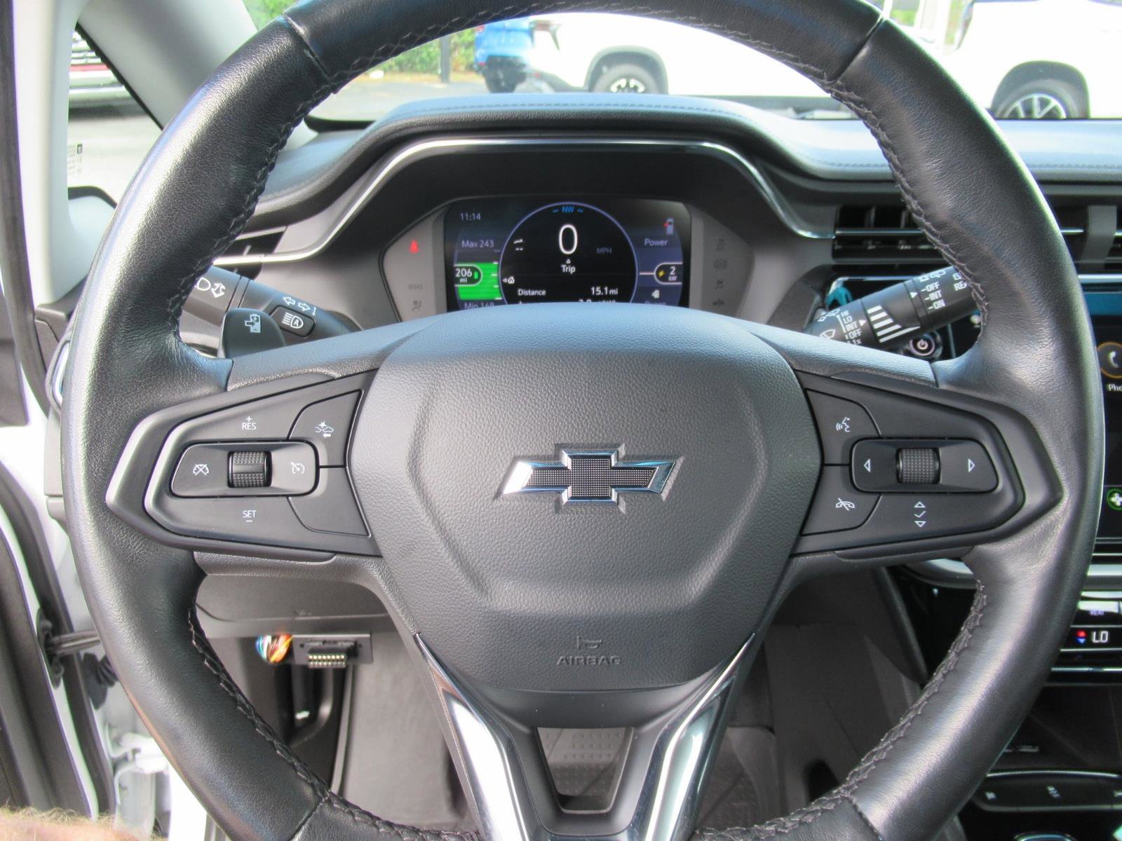 Used 2023 Chevrolet Bolt LT w/ Infotainment Package image 21