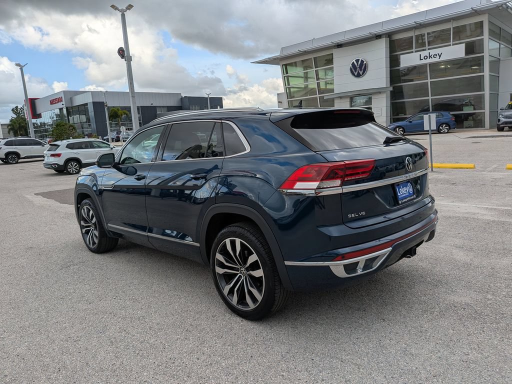 Certified 2023 Volkswagen Atlas Cross Sport SEL Premium R-Line AWD/4WD image 4