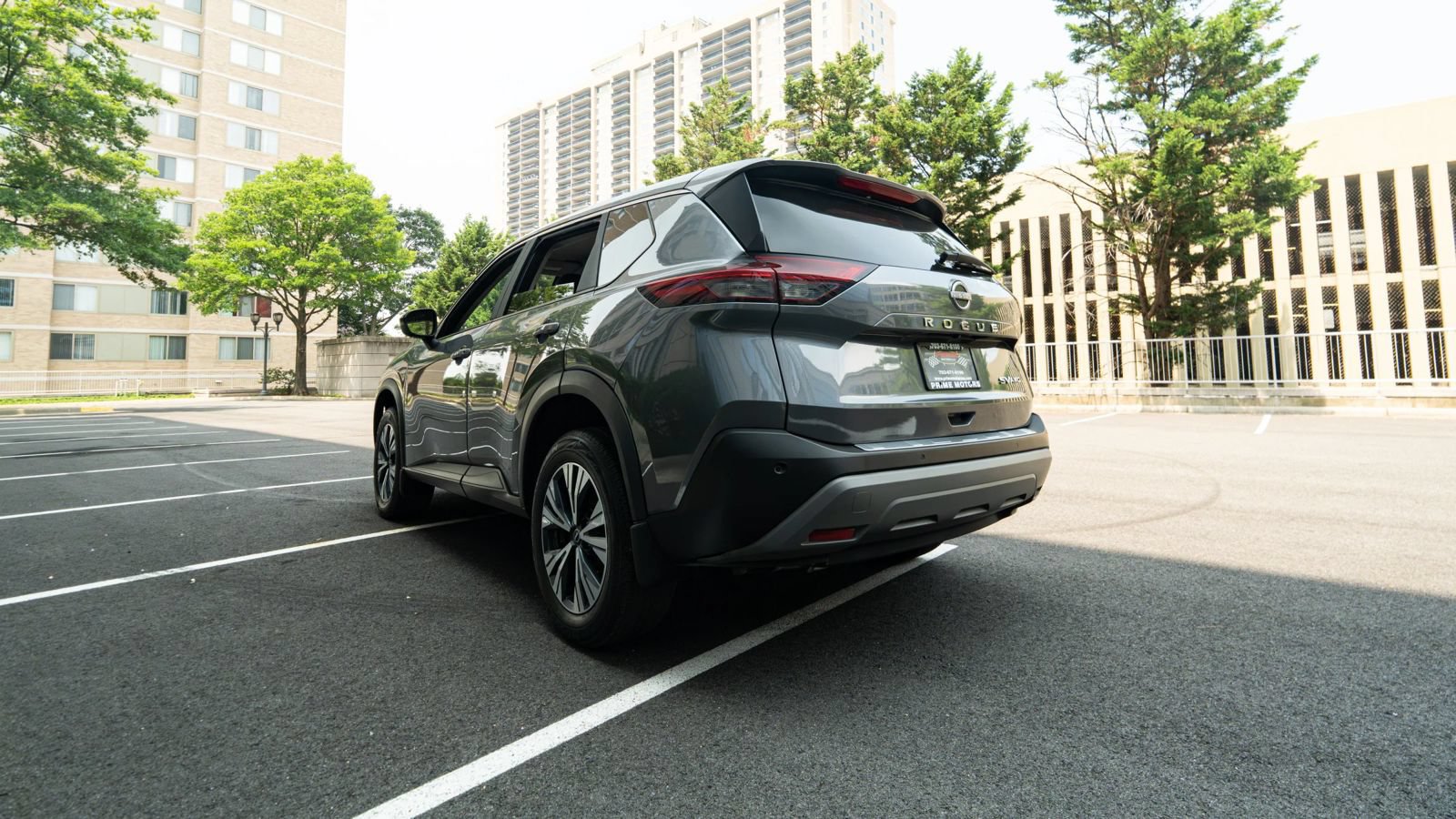 Used 2023 Nissan Rogue SV AWD/4WD image 5