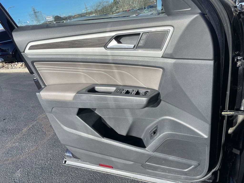 Used 2021 Volkswagen Atlas SE AWD/4WD image 19