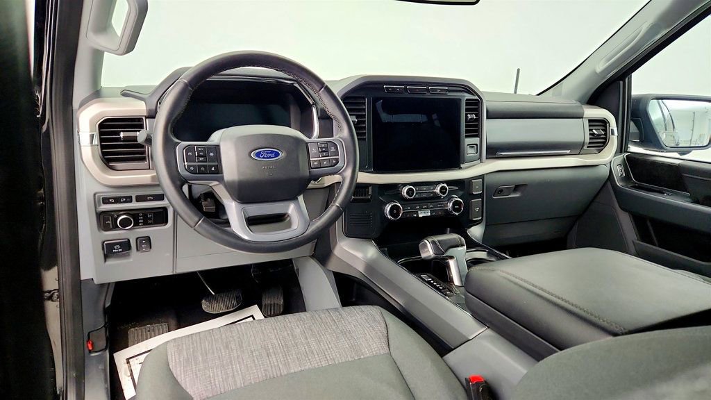 Used 2023 Ford F150 Lightning XLT image 12